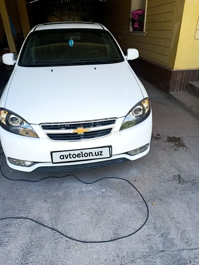 Chevrolet Gentra,  3 позиция