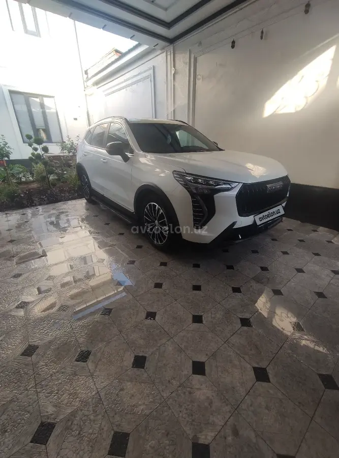 Haval Jolion