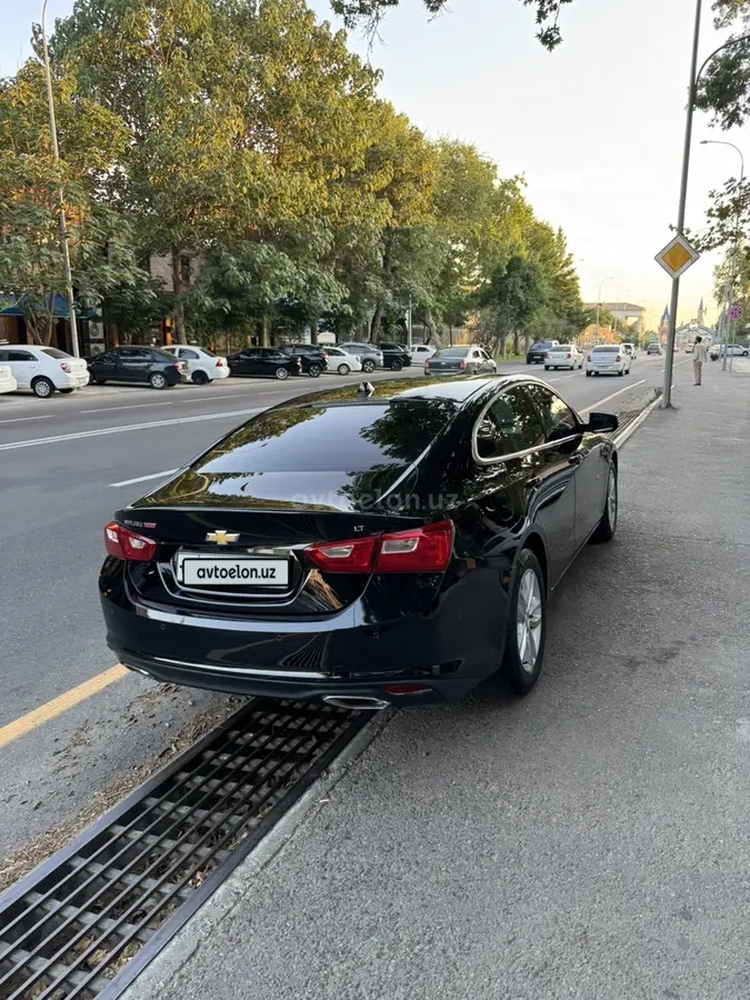 Chevrolet Malibu 2