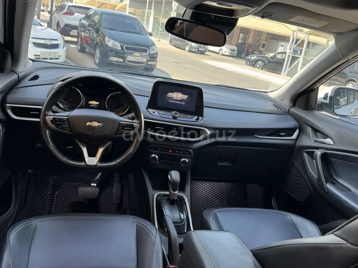 Chevrolet Tracker 2