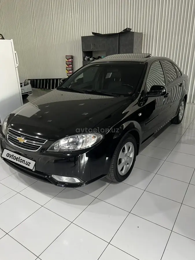 Chevrolet Gentra,  3 позиция