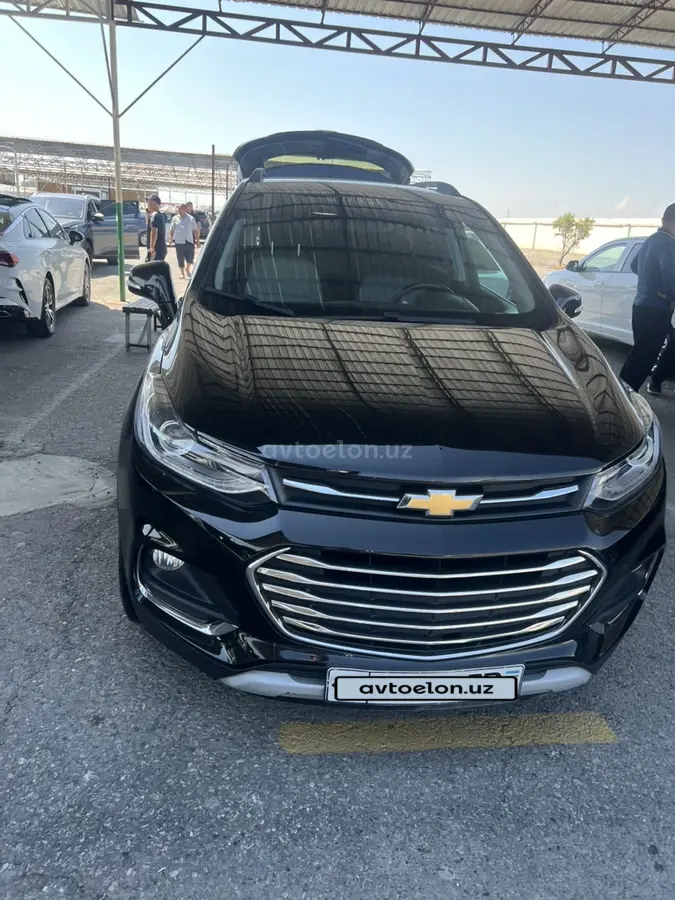 Chevrolet Tracker,  2 позиция