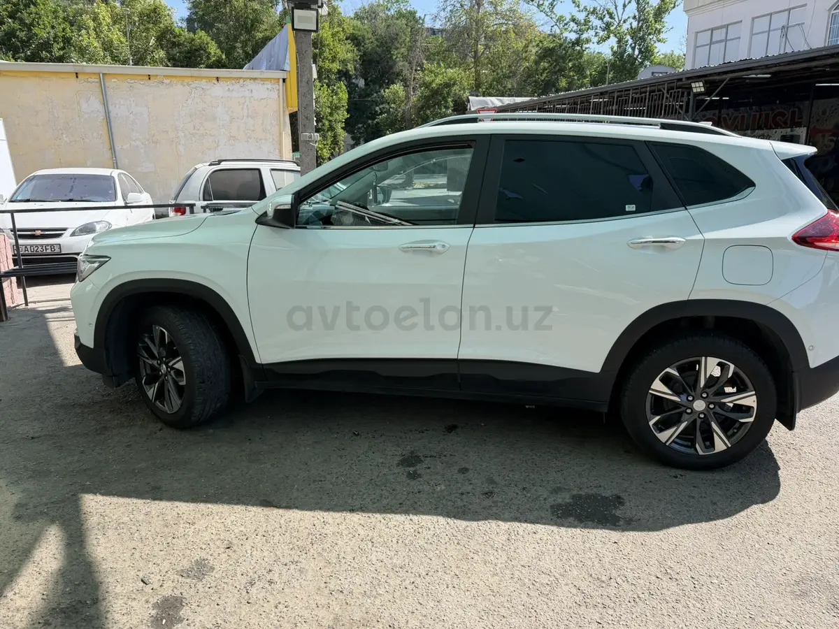 Chevrolet Tracker 2