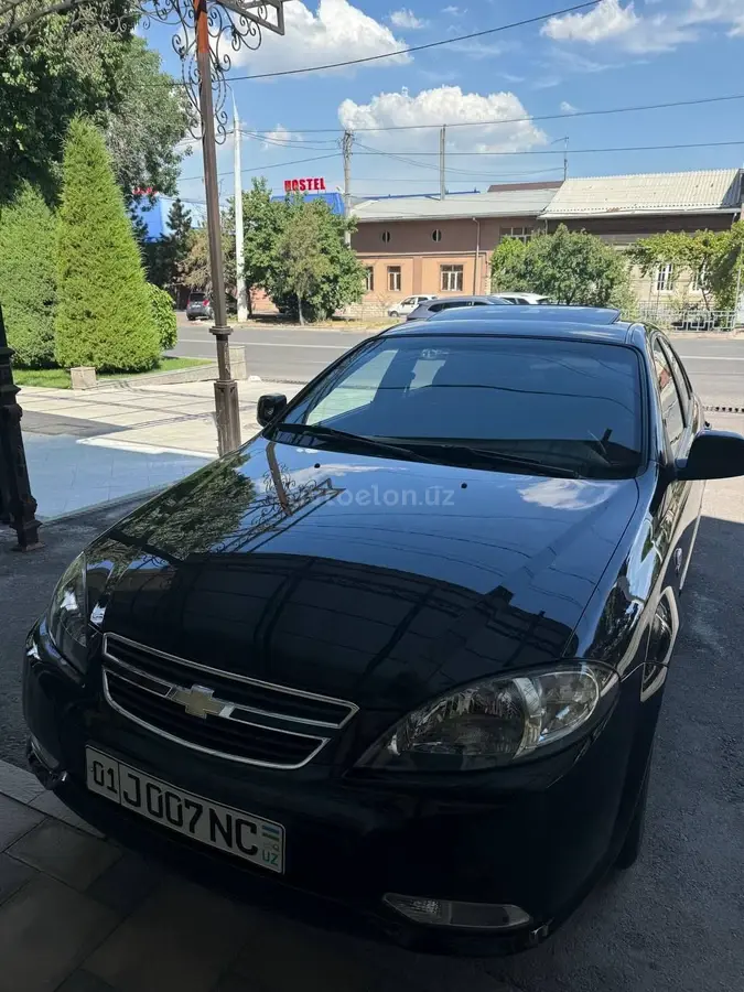 Chevrolet Gentra,  3 позиция
