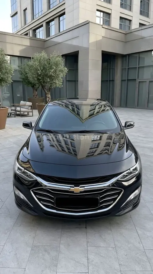 Chevrolet Malibu 2