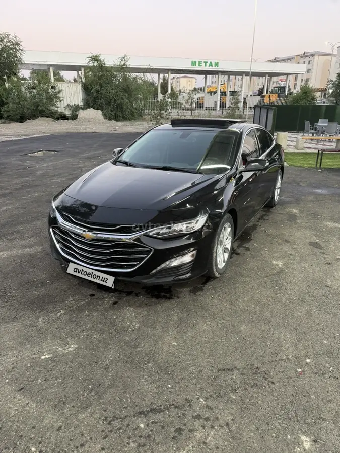 Chevrolet Malibu 2