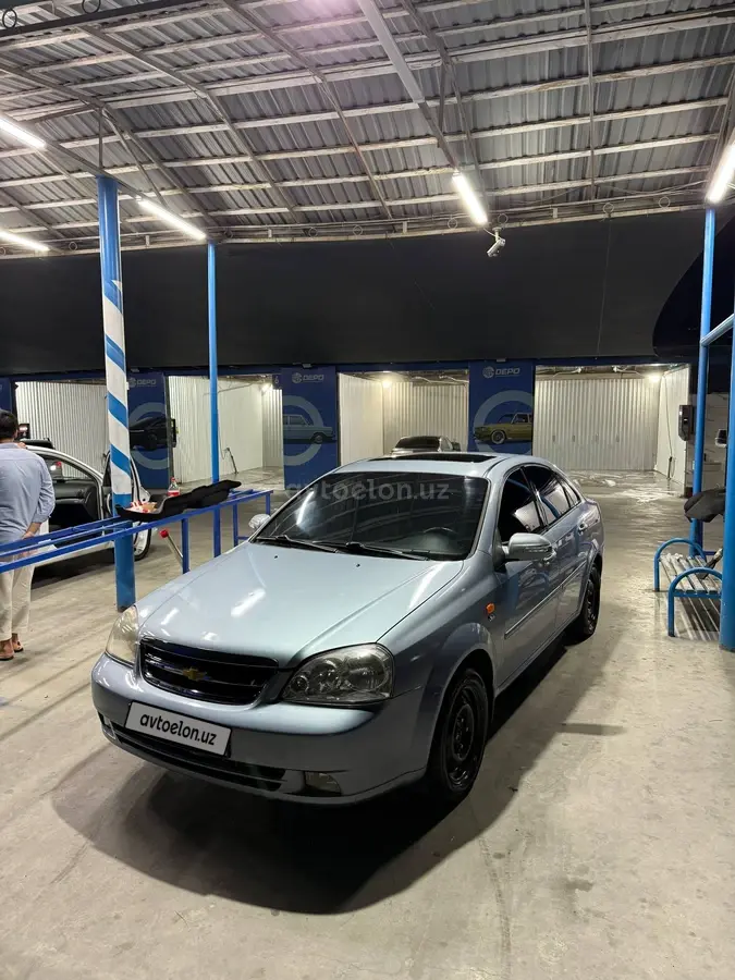 Chevrolet Lacetti,  3 позиция