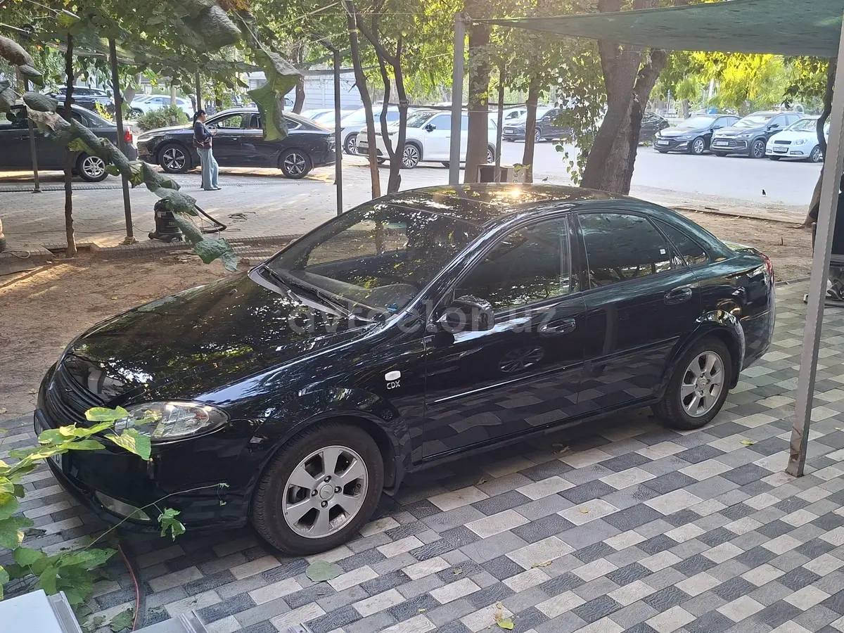 Chevrolet Gentra,  3 позиция
