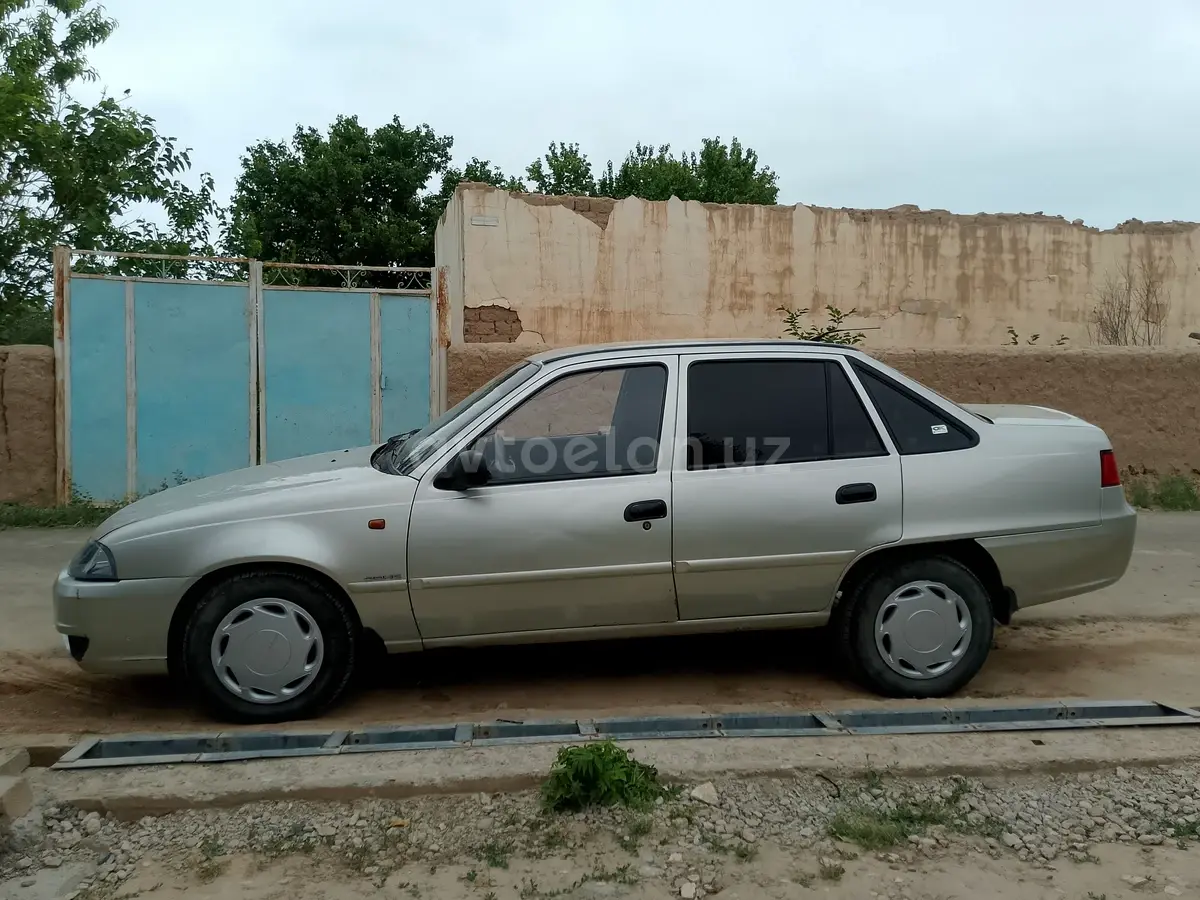 Chevrolet Nexia 2,  2 позиция DOHC