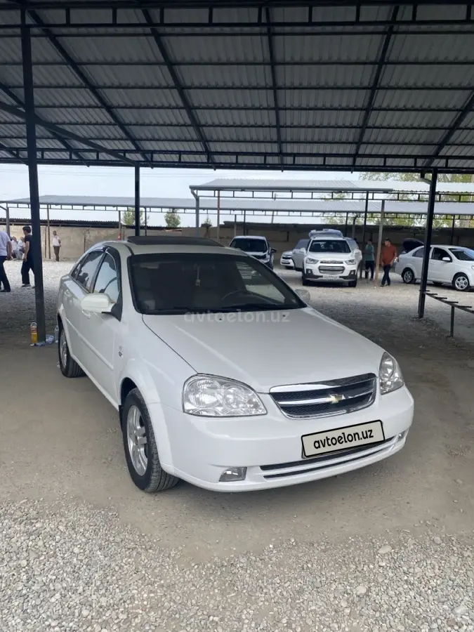 Chevrolet Lacetti,  3 позиция