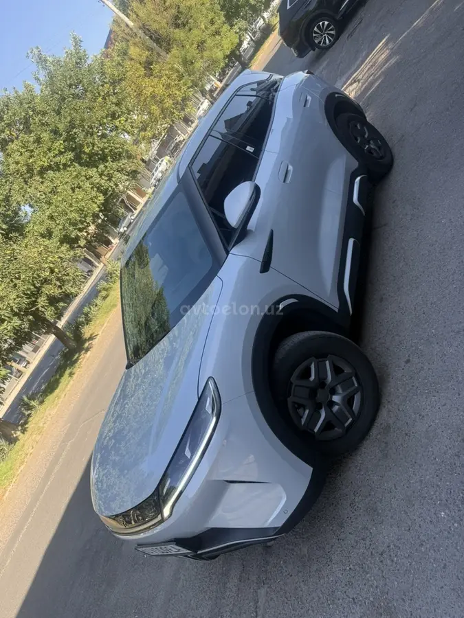 BYD Yuan UP