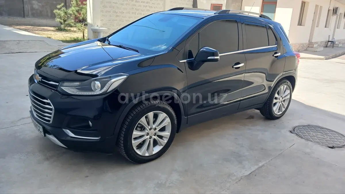 Chevrolet Tracker,  3 позиция