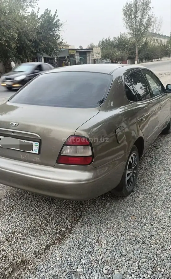Daewoo Leganza