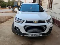 Белый Chevrolet Captiva, 4 позиция 2018 года, КПП Автомат, в Ташкент за 15 500 y.e. id7620737