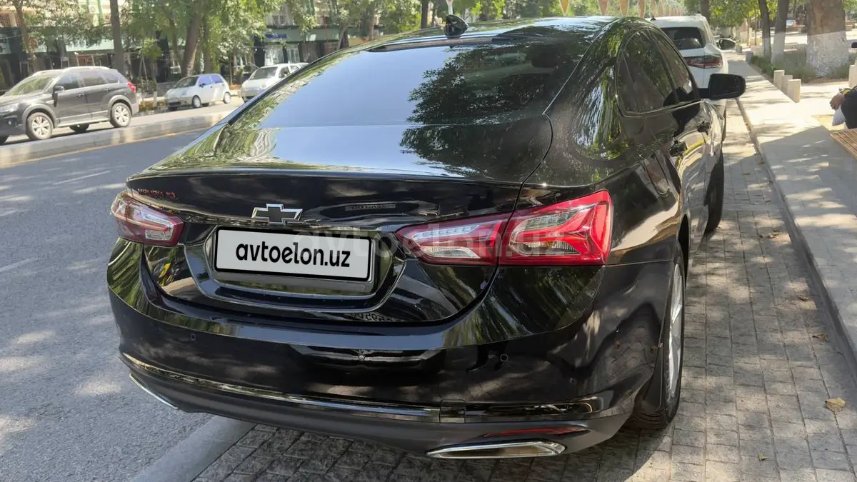 Chevrolet Malibu 2