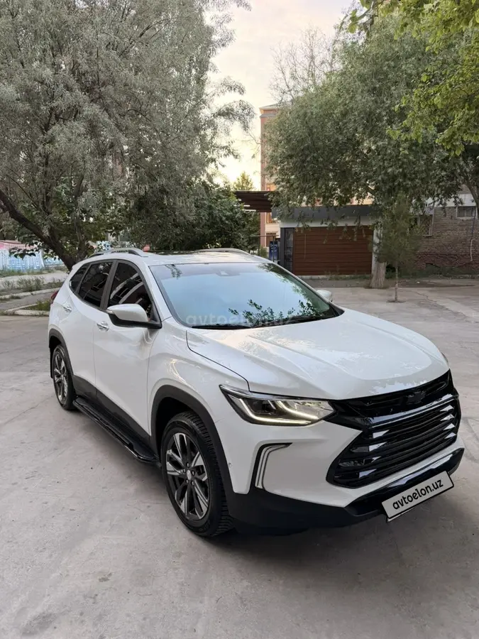 Chevrolet Tracker,  3 позиция