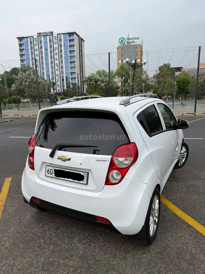 Chevrolet Spark,  3 позиция