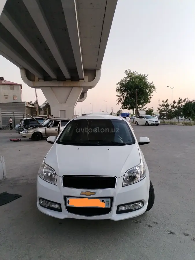 Chevrolet Nexia 3,  2 позиция