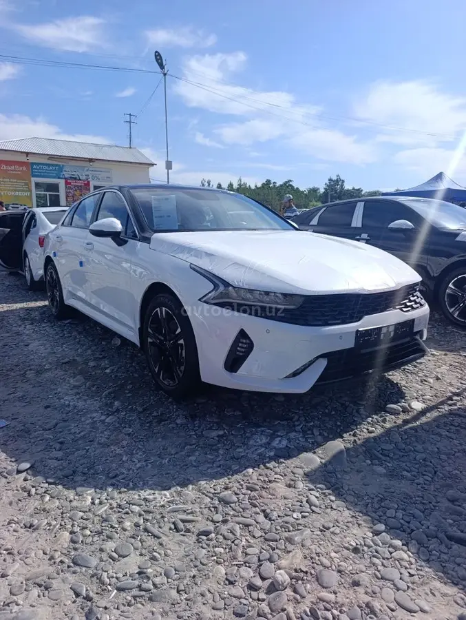 Kia K5