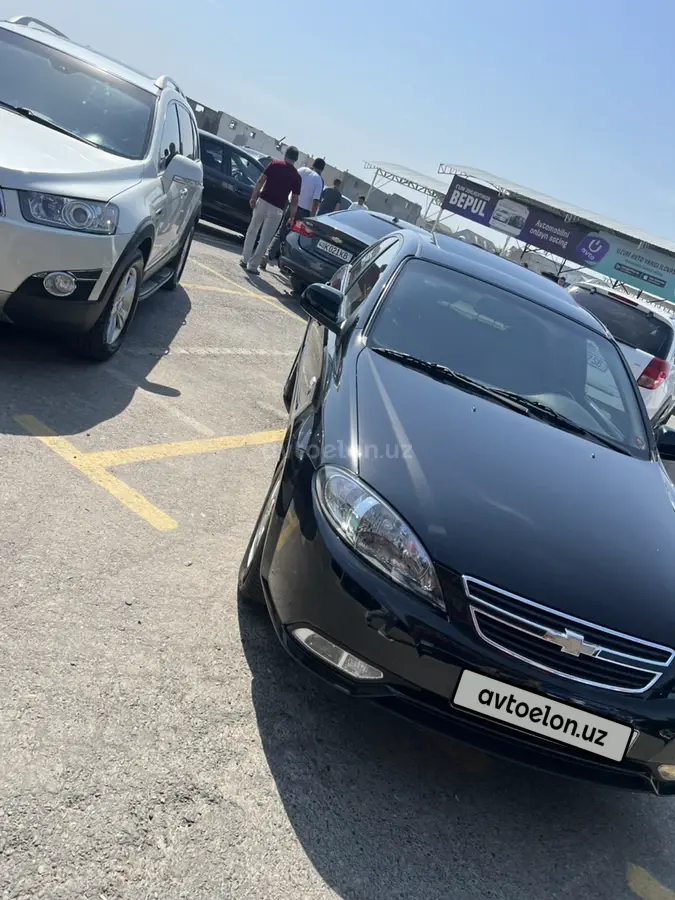 Chevrolet Gentra,  2 позиция