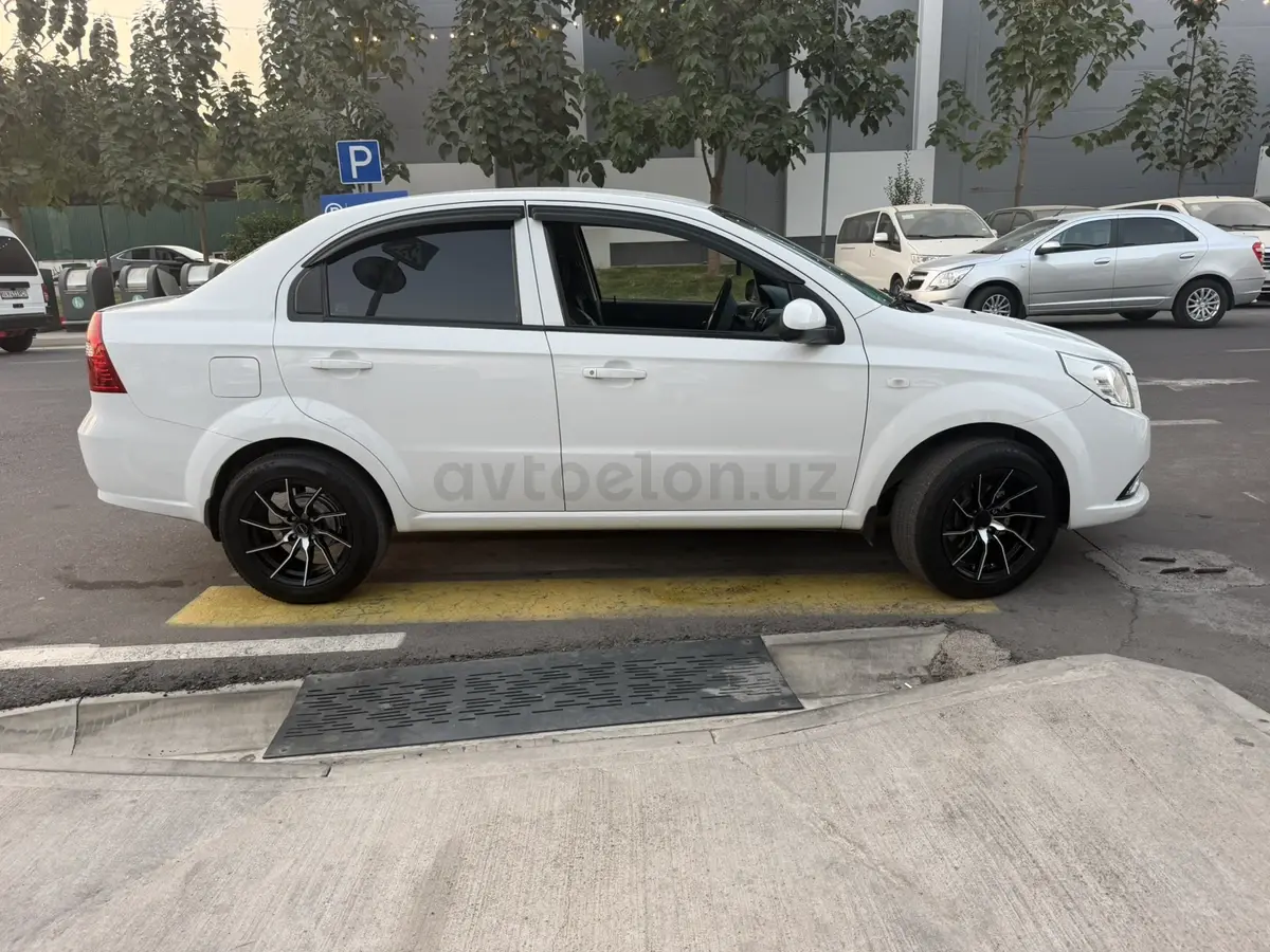 Chevrolet Nexia 3,  2 позиция