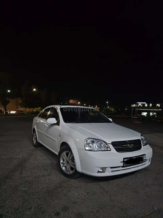 Chevrolet Lacetti,  3 позиция