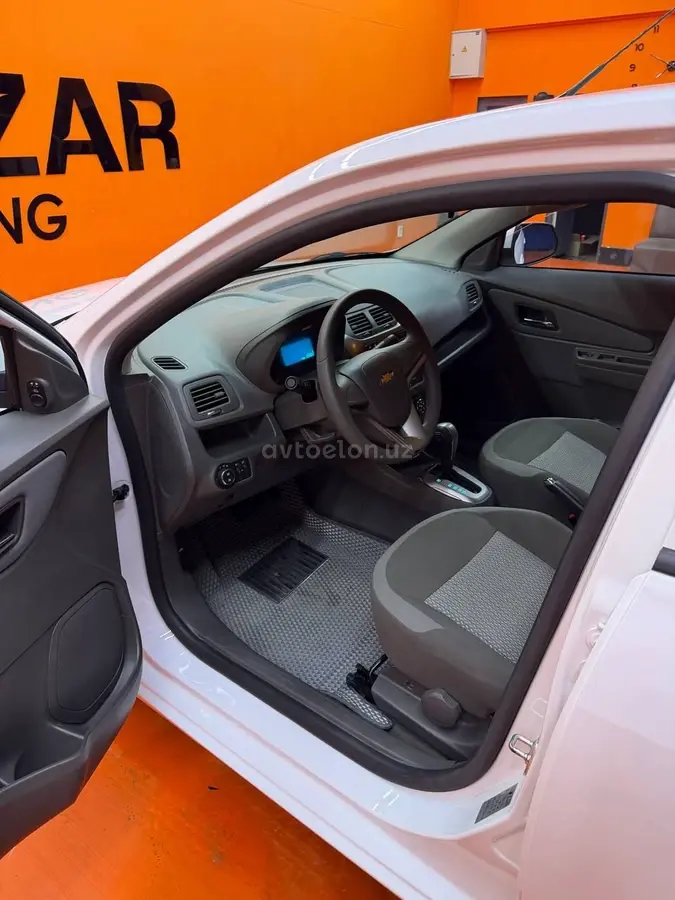 Chevrolet Cobalt,  4 позиция