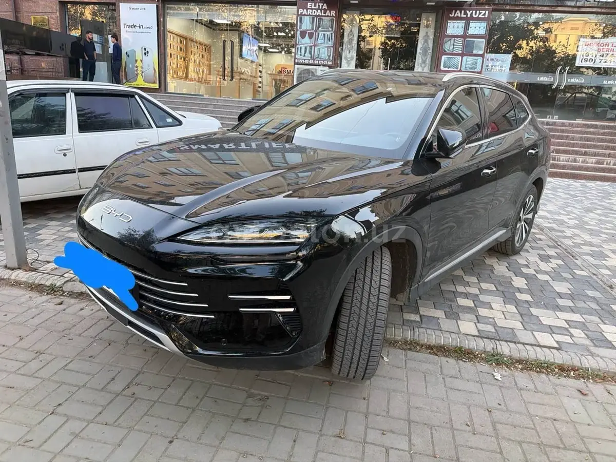BYD Han EV