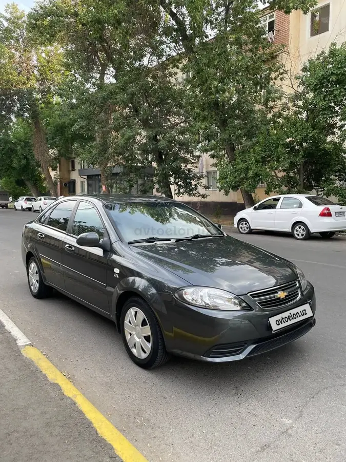 Chevrolet Gentra,  1 позиция