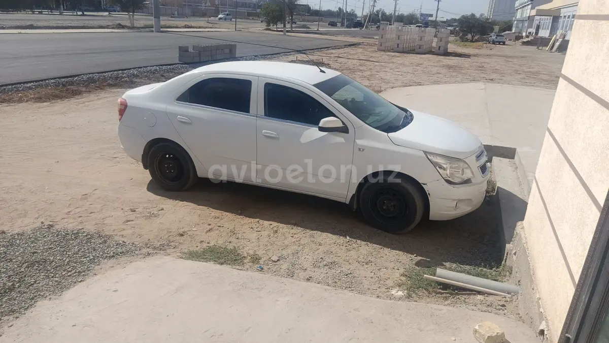 Chevrolet Cobalt,  3 позиция