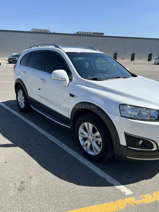 Chevrolet Captiva,  3 позиция