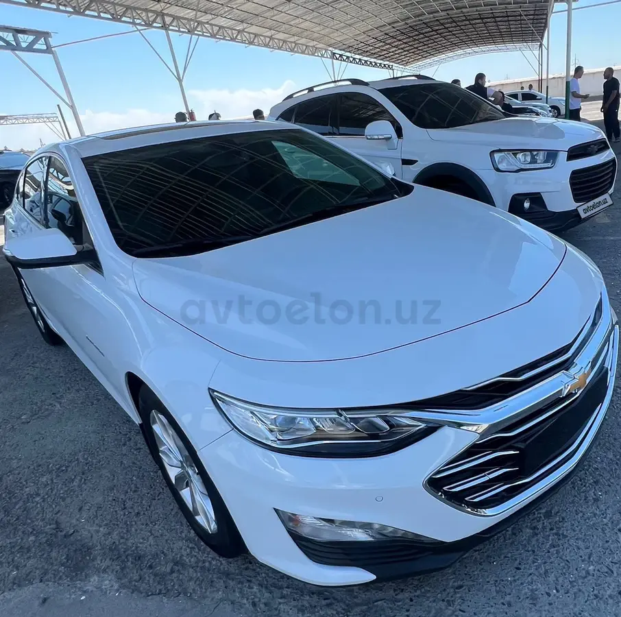 Chevrolet Malibu 2