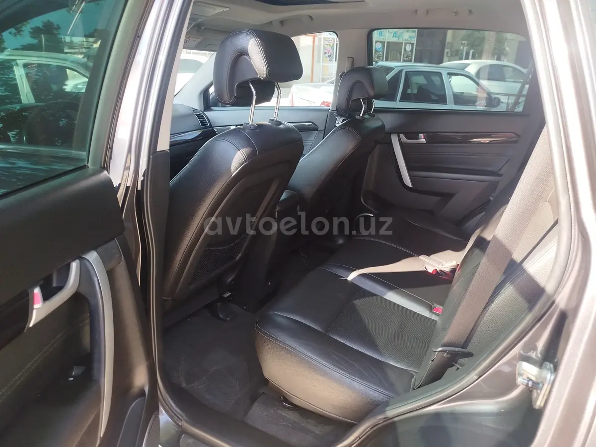 Chevrolet Captiva,  3 позиция