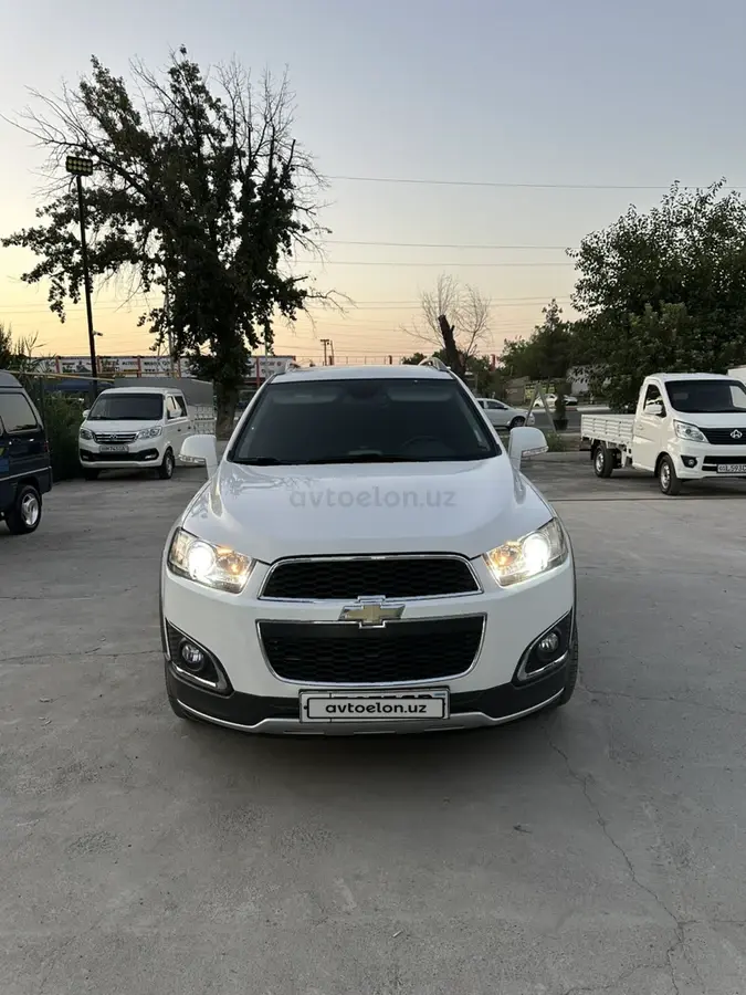 Chevrolet Captiva,  3 позиция