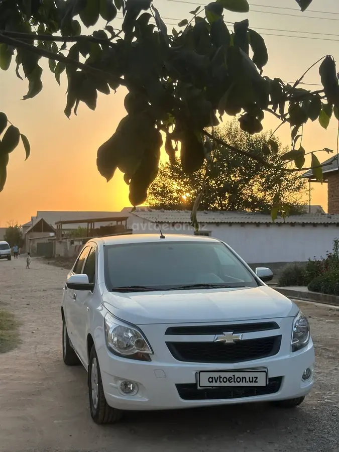 Chevrolet Cobalt,  2 позиция