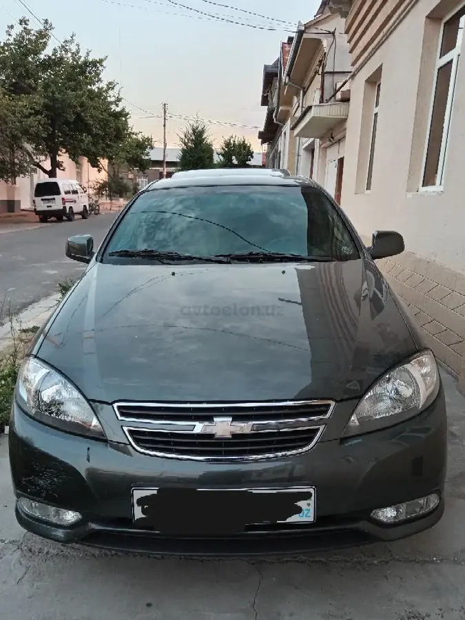 Chevrolet Gentra,  3 позиция