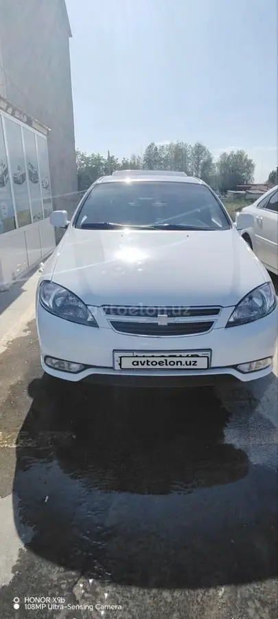 Chevrolet Gentra,  3 позиция