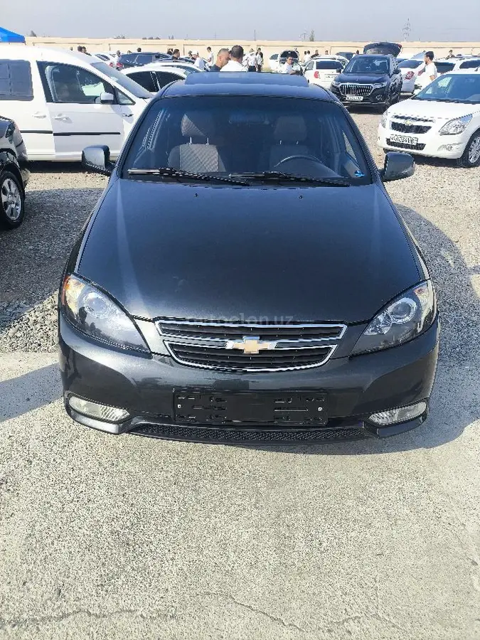 Chevrolet Gentra,  3 позиция