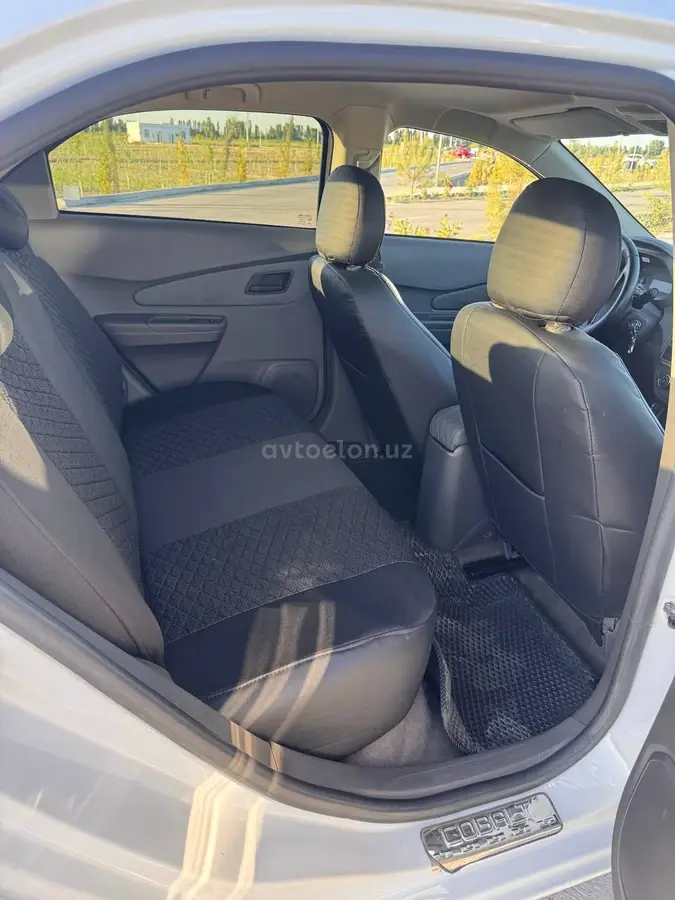 Chevrolet Cobalt,  2 позиция