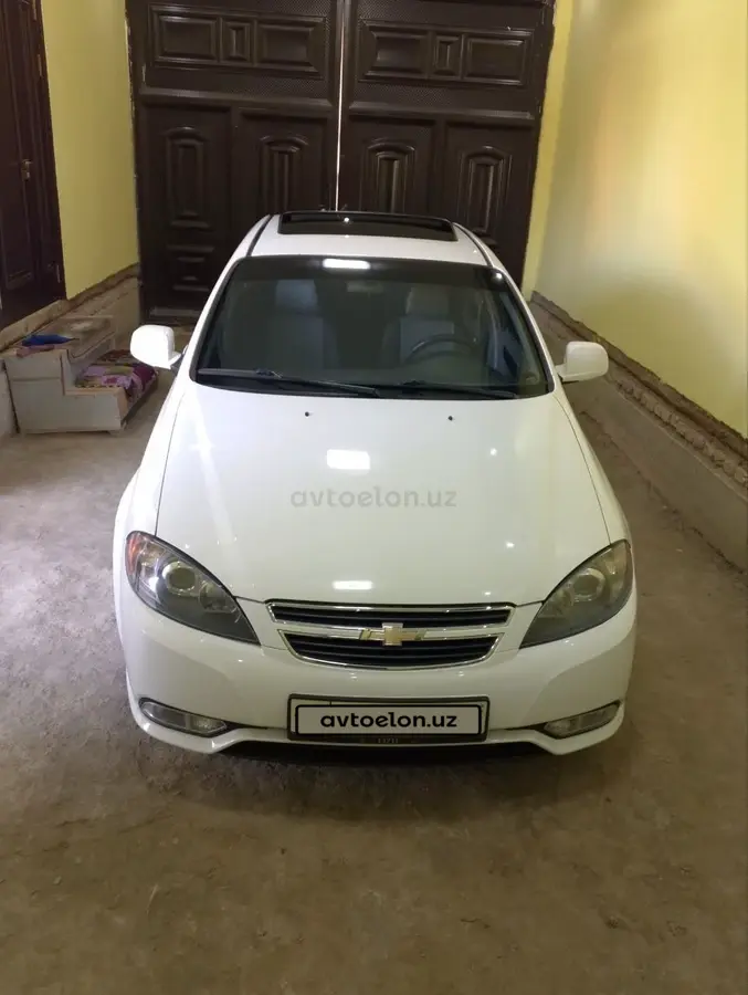 Chevrolet Gentra,  3 позиция