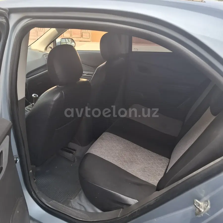 Chevrolet Cobalt,  3 позиция