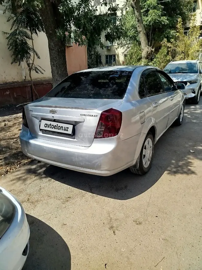 Chevrolet Lacetti,  2 позиция