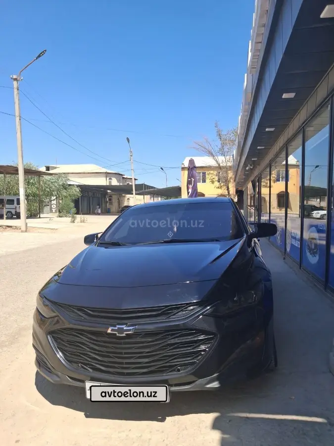 Chevrolet Malibu 2
