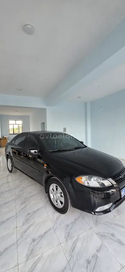 Chevrolet Gentra,  3 позиция