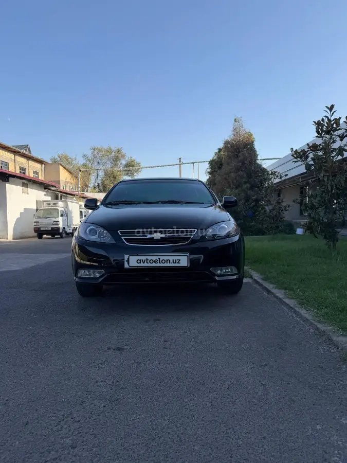 Chevrolet Gentra,  3 позиция