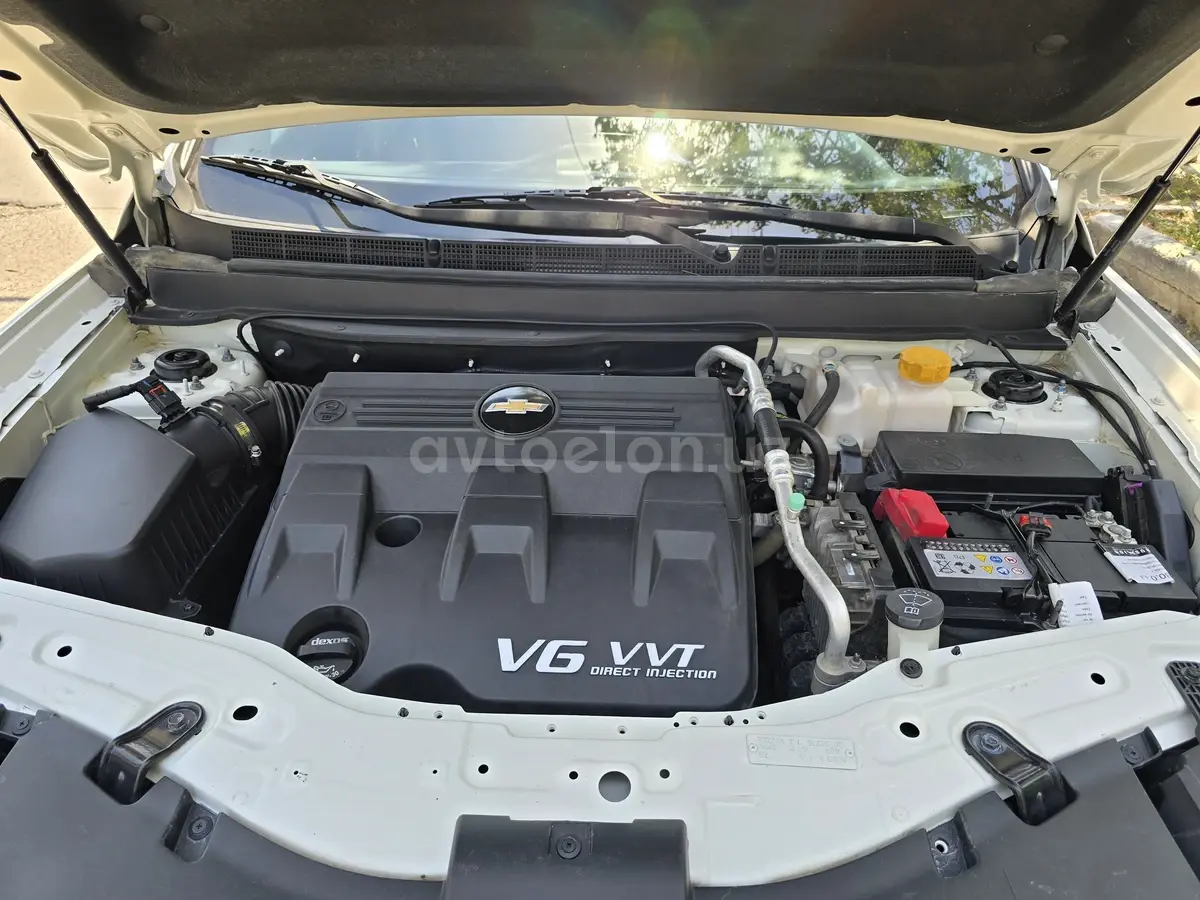 Chevrolet Captiva,  3 позиция