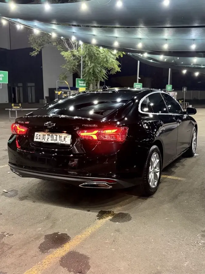Chevrolet Malibu 2