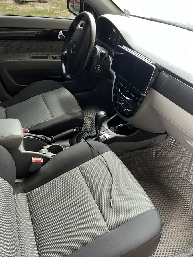 Chevrolet Gentra,  3 позиция