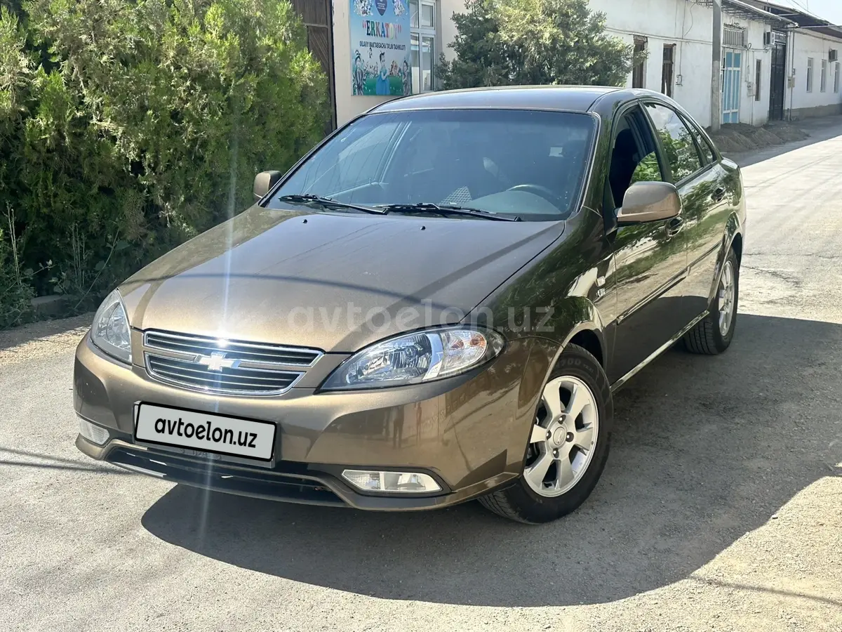 Chevrolet Gentra,  3 позиция