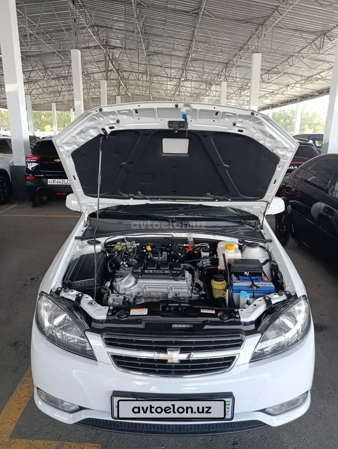 Chevrolet Gentra,  2 позиция